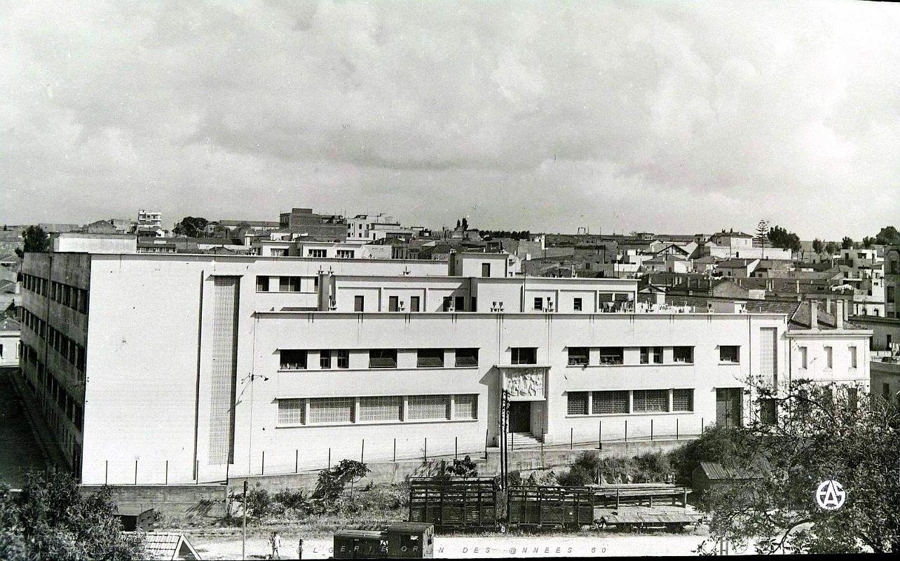 Mostaganem 520- Lycee Rene Basset COLLECTION DES AMIS DE ND DE SANTA CRUZ.JPG